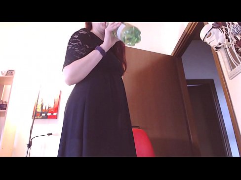 ❤️ Un esclau sotmès a qui li encanten les calces brutes i delicioses es veu obligat a masturbar-se després de veure aquest vídeo! Súper sexe a nosaltres ❌️